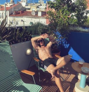 Jan Cornet Instagram - La ola de 🔥 aquí mejor

@tshmadrid 
@the_life_crew ❤️‍🔥