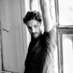 Jan Cornet Instagram – ♠️🤍

@romerodeluquefoto 

#BlackAndWhite