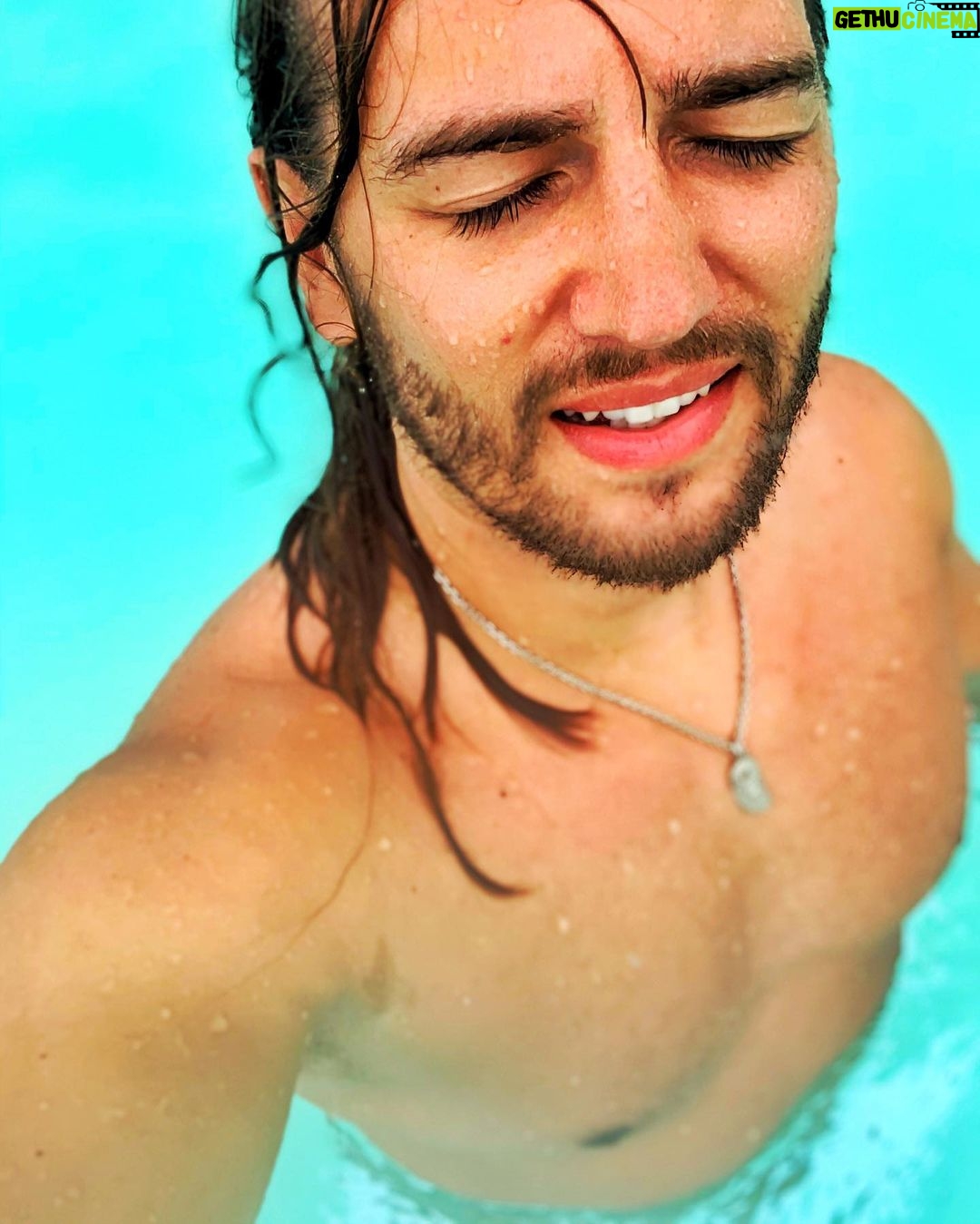 Jan Kopečný - 2K Likes - #maledivy 🌴🦈
———————————————————————————
#jankopecny #fun #f4f #instagram #instadaily #beautiful #funny #happy #life #healthy #instadaily #like4like #lifestyle #instacool #instapic #bestoftheday #photo #jk #me #botox #botoxmusic #instagood #photooftheday #instamood #follow #smile #like #like4like #🇨🇿 #💋