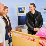 Jan Kopečný Instagram - Tak jdem na to ... dnes 1. díl ... #ordinacevruzovezahrade2 #serial #tvnova #martinarandova #robertjaskow #lucieborhyova #jankopecny @ordinace2serial
