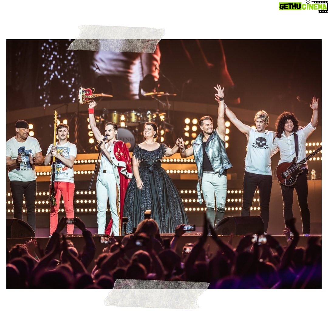 Jan Kopečný Instagram - Všechno jednou končí … #queenie #queen #O2 #michaelkluch #fullhouse #martinhruska foto by @ilonagerasymova ——————————————————————————— #jankopecny #instadaily #funny #happy #life #healthy #like4like #lifestyle #instacool #instapic #bestoftheday #photo #jk #me #botox #botoxmusic #instagood #photooftheday #instamood #follow #smile #like #🇨🇿 #💋 O2 arena