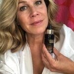 Jane Hall Instagram - After 51 and a half years of sketchy skin care regimes, I finally got serious.... @lorealparis has upped the ante with this glorious AGE PERFECT MIDNIGHT SERUM which works it's magic at night time when skin cells are at their peak regeneration. It's simple, straightforward skin care that is incredibly effective. My skin tends to be sensitive, but this stuff is free from parabens and mineral oils, and I wake up looking glowy and hydrated. Yay! What I sincerely love is that this luxe product is AFFORDABLE, something that high end serums are usually NOT. So, everyone can give it a go! And why? Because we are ALL worth it! And NO FILTERS here!!!! @lorealparis #Loreal #LorealSkincare #Ad #AgePerfect #MidnightSerum
