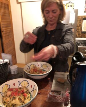 Jane Hall Instagram - Pasta with Kezzy. A lovely night staying with @kerryarmstrong7013  My dear friend ❤️❤️❤️