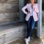 Jane Hall Instagram - Took the pooch out for a walk in a posh blazer from @sophiemoran_inc ❤️❤️❤️ she didn’t chew it, which was a win in my book, after the whole ugg boot fiasco from yesterday. #gift.