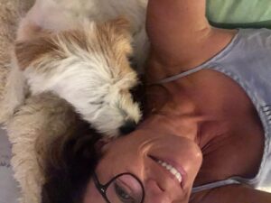 Jane Hall Instagram - 2022 ends on the couch with Betty. Start as you mean to continue. Wishing and hoping for a new year full of hope, health and good fortune. For all of us.
Goodnight xxx