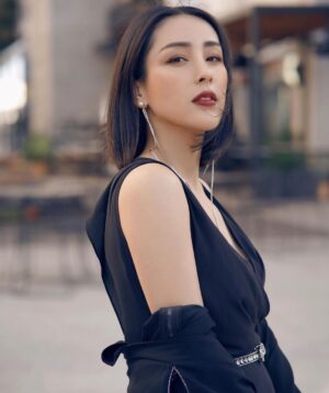 Jane Wu Instagram - Happy weekend! ❤️ #itsjanewu