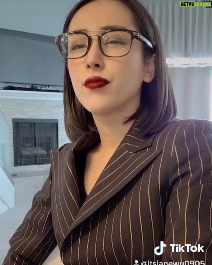 Jane Wu - 1.6K Likes - President interview 🎤
#presidenttrump #interview #stayhome #quarentine