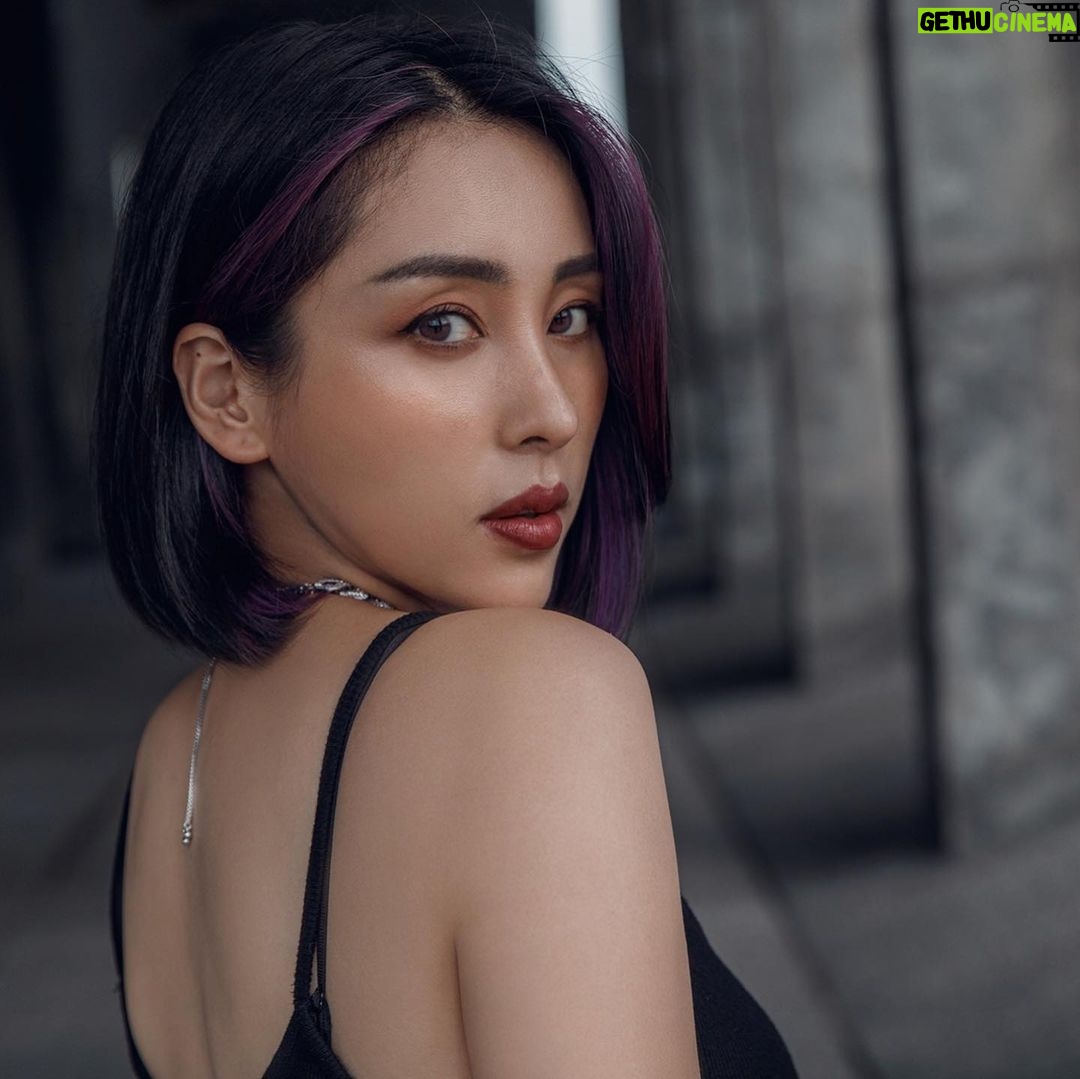Jane Wu - 1.5K Likes - How are you? 💜