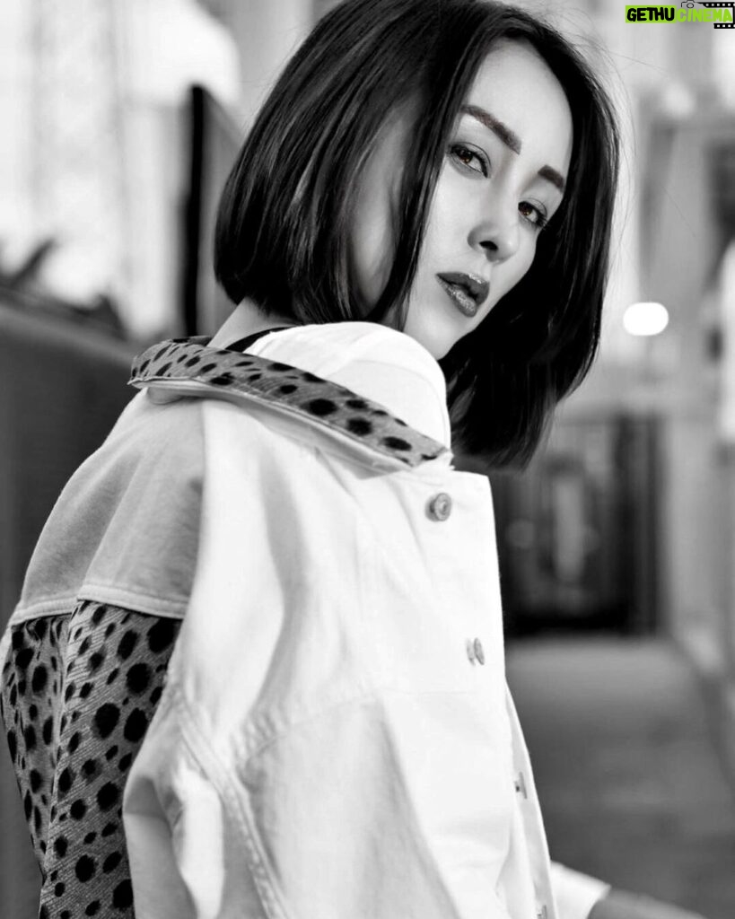 Jane Wu Instagram - Check out this amazing brand @bentleyfortune 🖤🖤🖤 #fashiondesign #itsjanewu #streetwear