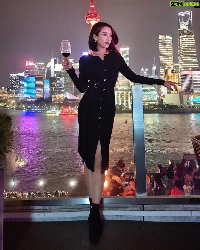 Jane Wu Instagram - Shanghai ❤️ #shanghai #chinesegirl #asiangirls Shanghai, China