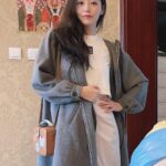 Jane Zhang Instagram - 路过镜子忍不住对自己说：“哇～你今天好像个女艺人”🤔我怀疑我在讽刺自己，可是我没有证据…😂😂