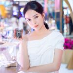 Jane Zhang Instagram – 参加在三亚的兰蔻免税活动—兰蔻菁纯奢享之旅，阳光，海风，美颜，还有#兰蔻菁纯面霜 ，让全天保持最美的高光时刻！#兰蔻美肤伴旅