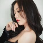 Jane Zhang Instagram - @aadnevikofficial 好喜欢这条裙子啊❤️❤️