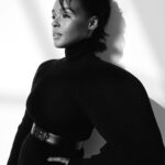 Janelle Monáe Instagram – Harper’s Bazaar. Cover story. @bazaaruk 
🖤🦨

📷: @sheekswinsalways