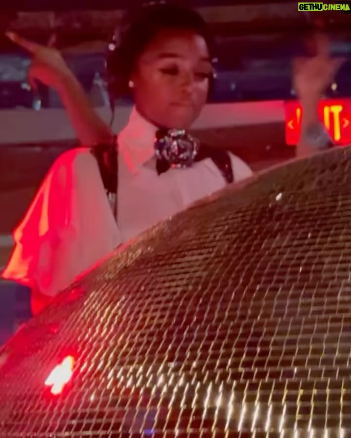 Janelle Monáe Instagram - DJ Johnny Jane is open for business.😎🎧Get in early. Thank you @fontainebleaulasvegas for letting me meejay us into the New Year! What an experience. So much respect for the craft and all the deejays around the world. Curating and creating experiences no matter the medium is my happy space. I look forward to bringing a UNIQUE EXPERIENCE to you. Making you dance, smile, and make unforgettable memories brings me joy. I got to play some of my fav songs, fav mixes, debut new mixes, and perform my songs! It was AN EXPERIENCE I WILL NEVER FORGET! Thank you to my incredible friends who came to support and spend New Years in Vegas with me!!! Thank you to my two brothers @nanakwabena & @twopointoh for helping get my set together. New energy has been unleashed! Happy New Year. Stay tuned… 🎥: @kalogenic