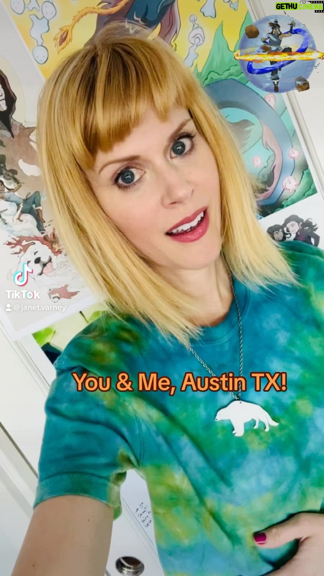 Janet Varney Instagram - See you at @greateraustincomiccon this weekend! 😍