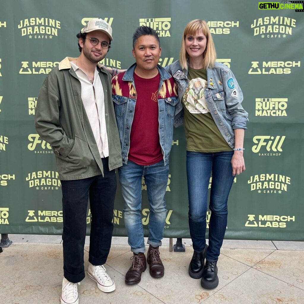 Janet Varney Instagram - Aang, Zuko & Korra spotted at the Jasmine Dragon Cafe today! 🍵🐉🍵🐉 @dantebasco @thejvclub @fillbakeshop @rufiomatcha @merchlabs