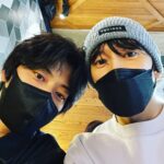 Jang Seung-jo Instagram - #오랜만에외출 #악마판사를만남 #손편지써주신분 #감사해요🙏
