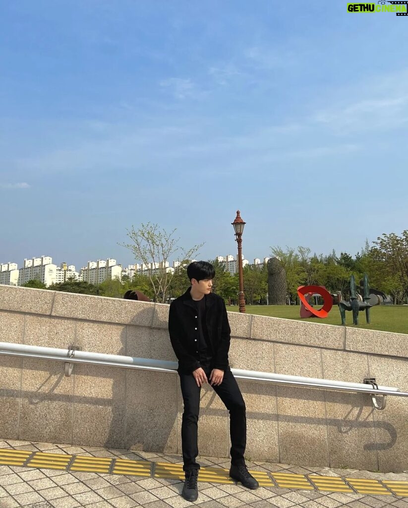 Jang Seung-jo Instagram - #모범형사2 #오지혁😉 #7월30일_첫방송