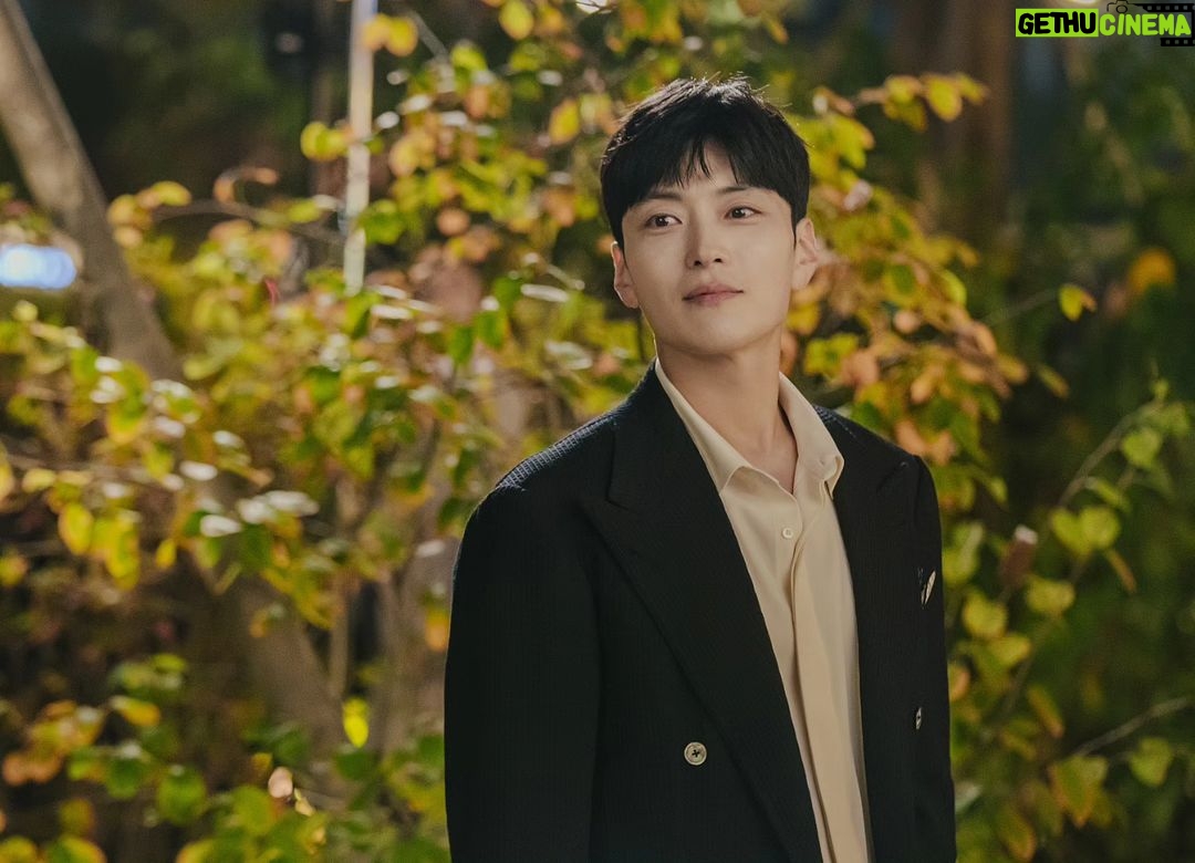 Jang Seung-jo Instagram - #멱살한번잡힙시다 #3월첫방 #kbs드라마 #최선을다해 🙏😍