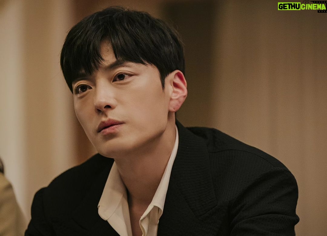 Jang Seung-jo Instagram - #멱살한번잡힙시다 #3월첫방 #kbs드라마 #최선을다해 🙏😍