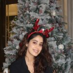 Janhvi Kapoor Instagram - Merry Christmas 🎄😘 ✨