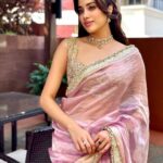 Janhvi Kapoor Instagram - 💕