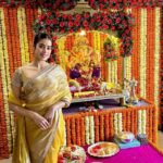 Janhvi Kapoor Instagram - Happy Ganesh Chaturthi 💕