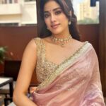 Janhvi Kapoor Instagram - 💕