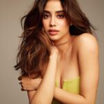 Janhvi Kapoor Instagram - post pack up portraits of a dreamer