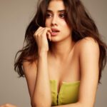 Janhvi Kapoor Instagram – post pack up portraits of a dreamer