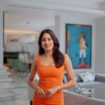 Janhvi Kapoor Instagram - Our new home has marked the beginning of a fresh chapter for our family and I’m excited to share it with you. I’m opening up my world and heart on the latest season of Asian Paints Where The Heart Is. The journey of making this home has been an enriching one. Now you can be a part of it too by streaming my episode! Check out the link in bio on the @asianpaints handle. #AsianPaints #WhereTheHeartIs #Season7 #NowStreaming #HarGharKuchKehtaHai #HomeTour #HomeDecor #AsianPaintsWhereTheHeartIs