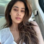 Janhvi Kapoor Instagram - some bare, some with an hour of makeup and hair 💁🏻‍♀️ PS. It’s true blondes do have more fun 😩 kind of want to go even lighter plz advise 👇🏼