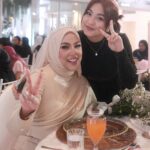 Janna Nick Instagram - Congrats shaaa ❤️ Semoga Allah utuhkan rasa kasih & cinta korang sampai syurga ! @shahilaamzah @ubaimz