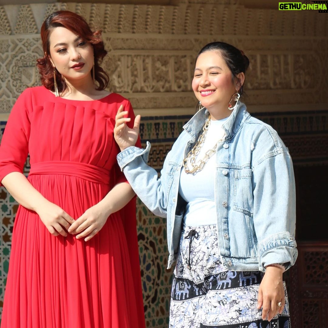 Janna Nick Instagram - بِسْمِ اللَّهِ الرَّحْمَنِ الرَّحِيم Semoga drama & watak watak dalam drama #suratdarituhan yang akan ditayangkan mulai malam ini akan dapat memberikan nilai yang baik & pengajaran pada yang menonton. MISHA #suratdarituhan