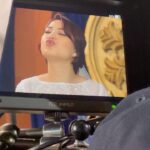 Janna Nick Instagram - Alhamdulillah masih boleh bekerja dengan team & cast yang hebat.. #suratdarituhan Terima kasih atas doa semua. So nak update keadaan kesihatan sekarang.. I just kena jaga makan macam perut baby la.. kena makan soft food. Korang jaga usus k.. sakit usus ni lain macam sakit dia 🥹 Nak berjalan laju laju pun cannot. Sekarang makan makin lambat..kena kunyah banyak banyak..so korang ikut la sunah Nabi.. kunyah 44 kali. Stylist kite @ajuahmad_ Wedding dress : @solacouture_official 👗