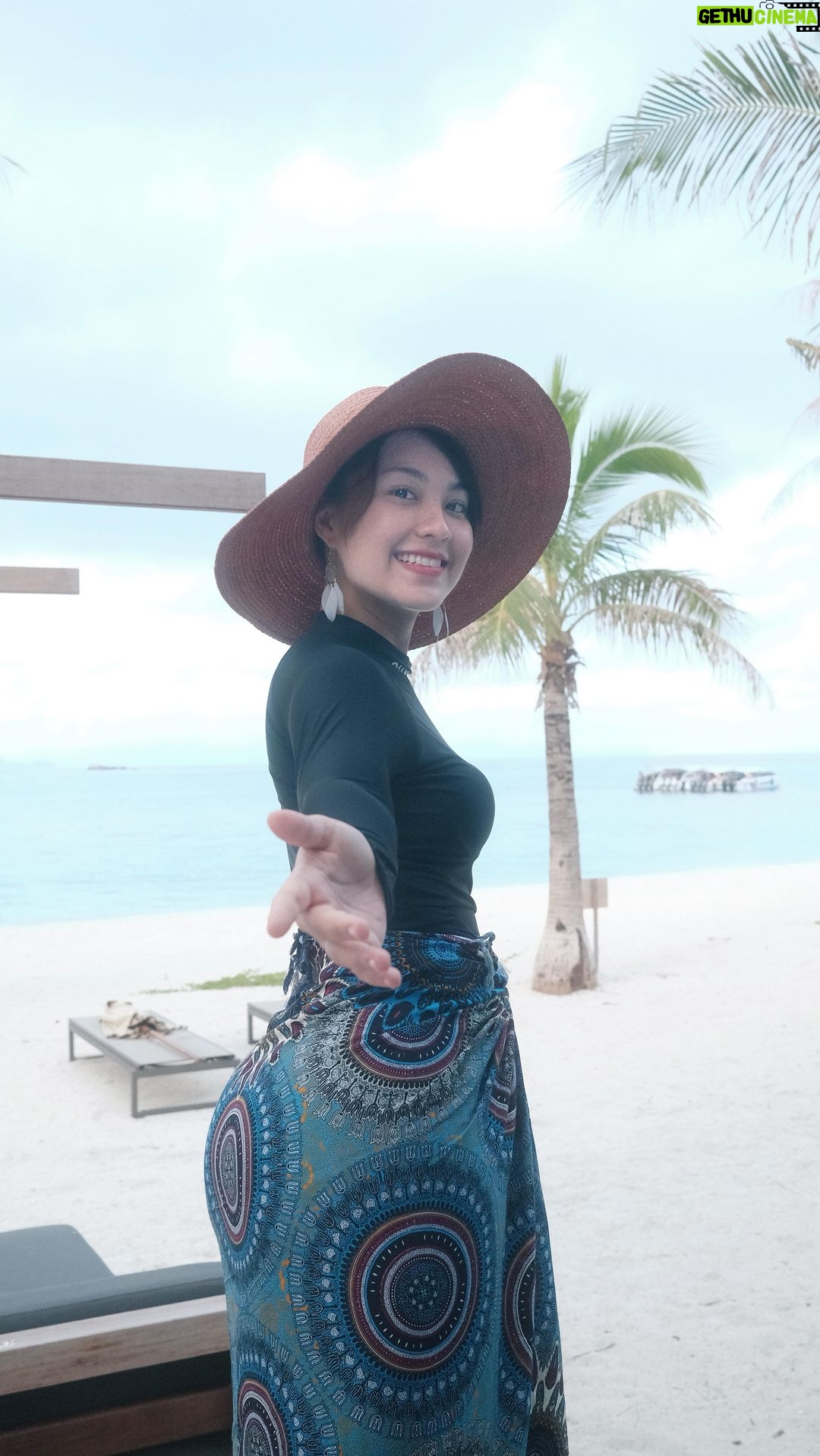 Janna Nick - 81.9K Likes - Sama je macam @dinischatzmann
Semua tempat dia nak ikut.
Loving our time at @ireneresort
#JANNADINITRAVEL
