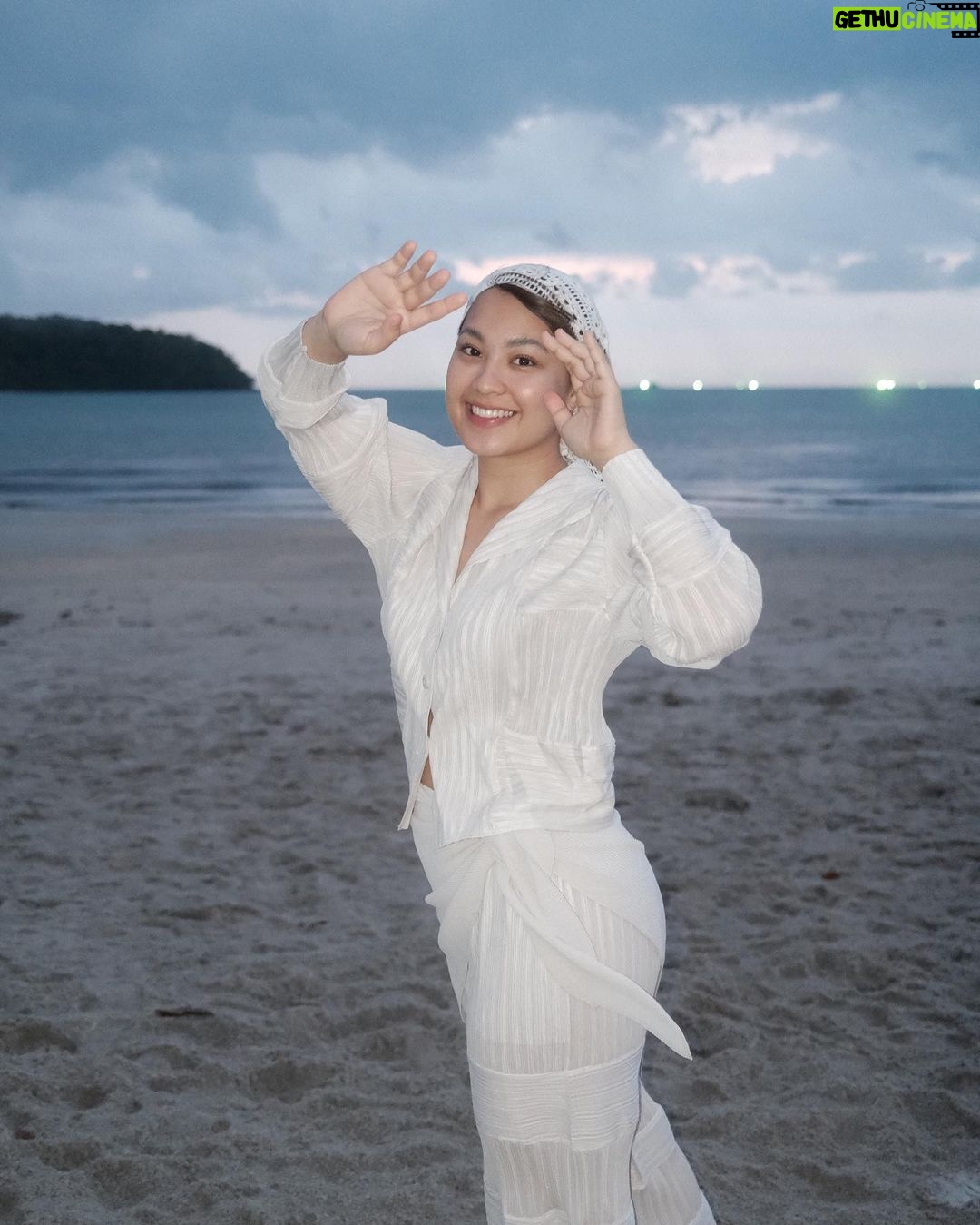 Janna Nick Instagram - A reminder for myself 🕊️