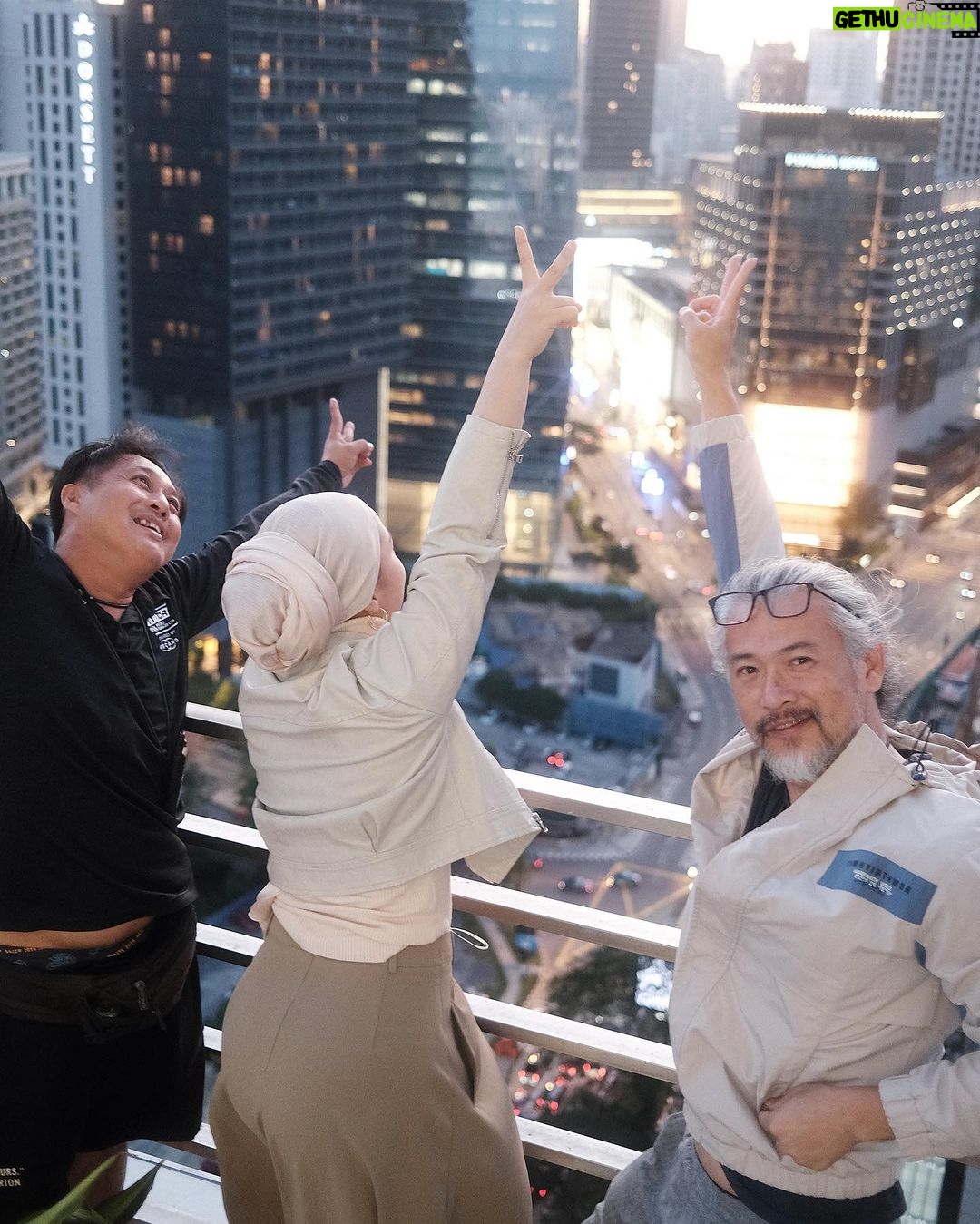 Janna Nick Instagram - Sedar tak sedar dah 2 bulan shoot for this series. Esok dah last day. I’m so grateful to be working with such an amazing team. Lagi few days dah nak masuk set baru. I’ll be missing this team ❤️ Love you guys