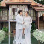 Janna Nick Instagram - You’re my dream come true 🕊️ “Jangan tukar jadi mimpi buruk pulak. Belasah kang!” - @dini.janna Wedding planner : @ngage_ Wedding decor : @the_calla Makeup : @babarabeer_makeup Stylist & hairstylist : @miedy.daniel Designer : @wanpaofficial Official photographer: @amirnaufalphotography Official videographer: @cstproduction Special thanks to @diptyque @kensapothecary . No elegance is possible without the candle. #walimatulurusjannadini