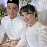 Janna Nick Instagram - بِسْمِ اللهِ الرَّحْمٰنِ الرَّحِيْمِ Lara & Zafir Selamat di ijabkabulkan Semoga tabah melayari bahtera perkahwinan. The calm before the storm ☔️ ( swipe left to see hadiah kahwin) #bukanputerilindunganbulan