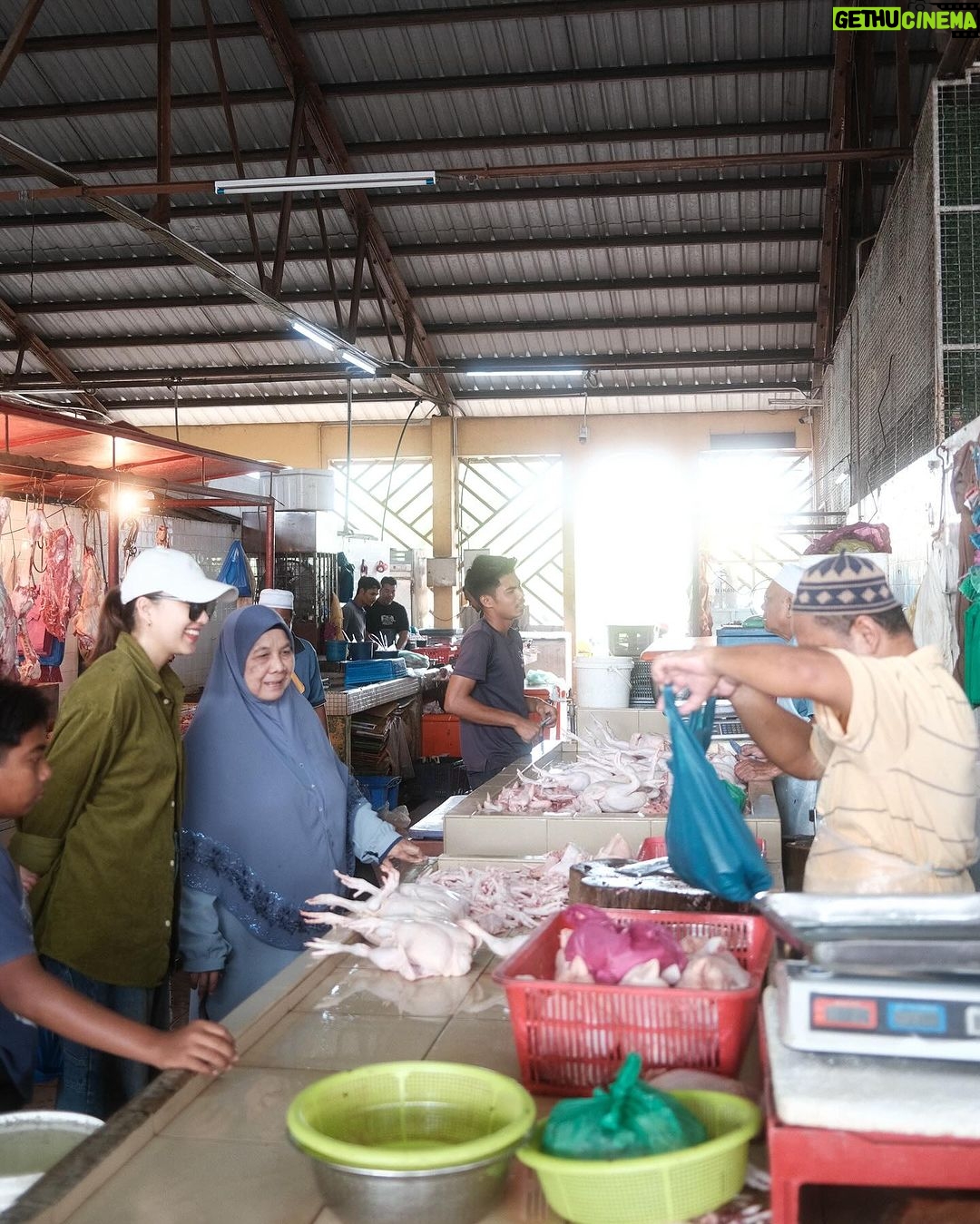 Janna Nick Instagram - Balik kampung belajar masak