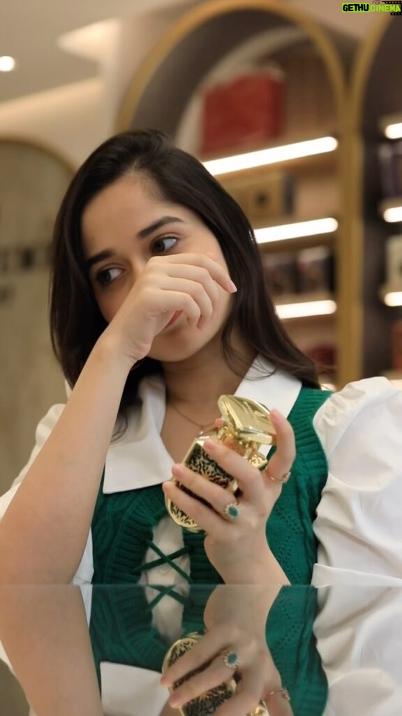 Jannat Zubair Rahmani Instagram - Hey Guys, I discovered a new avant-garde perfume brand in Dubai and I am totally in love with it. My Perfumes Select. It takes the art of perfumes to a whole new level with its top quality extrait de parfum compositions. You have to check-out my favourite oud perfume – Oud Nectar. It is absolute love in a bottle. A powerful knock-out of a perfume that leaves the most luscious oud trail wherever you go. Leave an imprint of your mystique with Oud Nectar from My Perfumes Select. Don’t forget to check out My Perfumes Select, if you are in Dubai Or Mumbai or travelling to any of these cities Dubai Location :- ~ My Perfume Select Gate No 2 Sikkat Al Khail Street - near Gold Souq - Deira - Al Sabkha - Dubai - United Arab Emirates Mumbai Location :- ~ My Perfumes • Select • Dubai • Shop No 12, Cusrow Baug, Shahid Bhagat Singh Rd, Cusrow Baug Colony, Apollo Bandar, Colaba, Mumbai, Maharashtra And website is www.myperfumesselect.com ~ @myperfumesselect ~ Thanks to Dubai Team 🇦🇪 @MohammadRihab_ @Evergreendxb ~ #OudNectar #MyPerfumesSelect #LuxuryPerfumes #NichePerfumes #PremiumPerfumes #ExquisitePerfumes #NewCollection #LuxuryFragrance #PremiumFragrance #NicheFragrance #ExtraitDeParfum