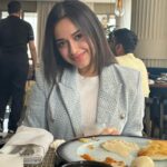 Jannat Zubair Rahmani Instagram – Instagram VS reality 🤫 Pune, Maharashtra