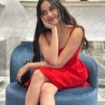 Jannat Zubair Rahmani Instagram - Just a red bit obsessed ❣️ Dubai Mall