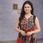 Jannatul Ferdous Oishee Instagram - When it becomes dark all around, know that it will rain. You just make sure to be the rainbow of your own sky. Wearing @meherofficials