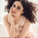Jannatul Ferdous Oishee Instagram - The more perilous the path became, the more of herself she found. Steadily bending fences around, she makes them into wings. Photo from @mwbangladesh Fashion direction and styling: @mahmudulhasan_mukul #mwmagazine