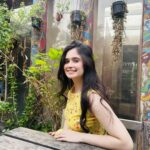 Jannatul Ferdous Oishee Instagram - When the world is so dark for you, the sky falls right on you, know it will lift back up....taking you. PC: @fardin_bayezid_production