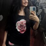 Jannatul Ferdous Oishee Instagram - Stuck in the elevator? Don't panic, take some mirror selfies.