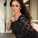 Jannatul Ferdous Oishee Instagram - Beyond own form 🖤 Wearing @meherofficials Makeover by @samina_sara.official at @elegant_makeover